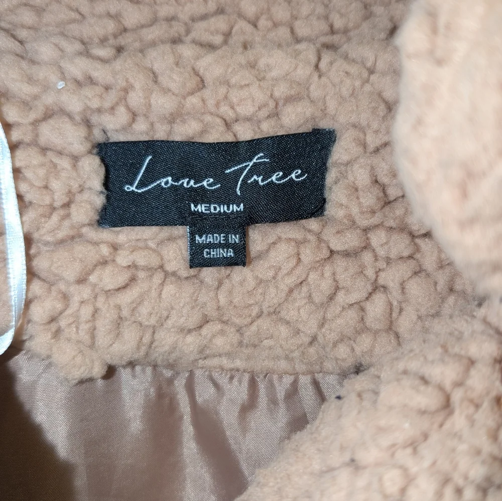 Love Tree Teddy Carmel Mid Length Coat Size medium - Picture 3 of 5